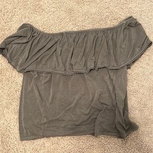 AMERICAN EAGLE off the shoulder top